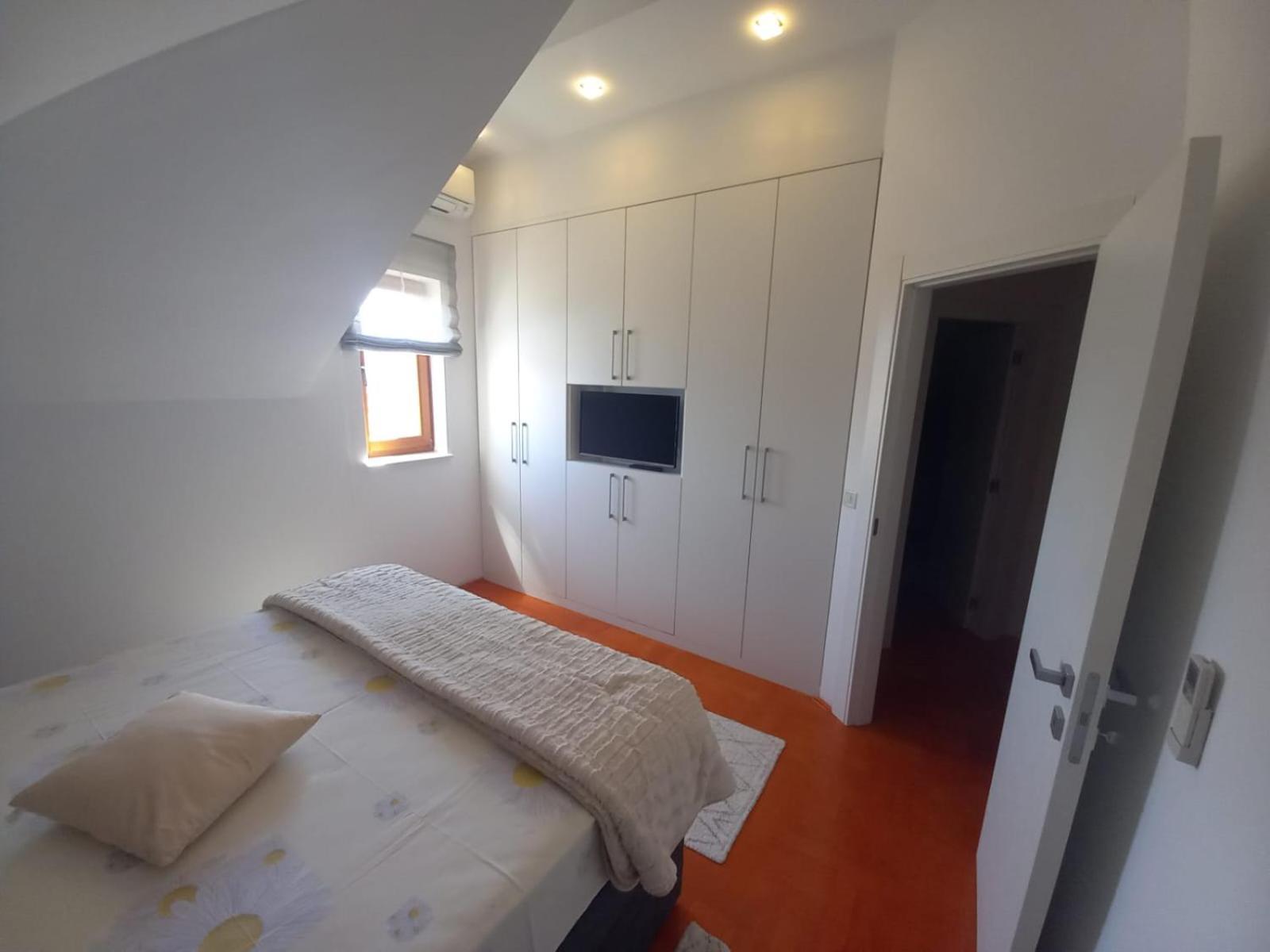 Apartments Iggy Postira Bagian luar foto